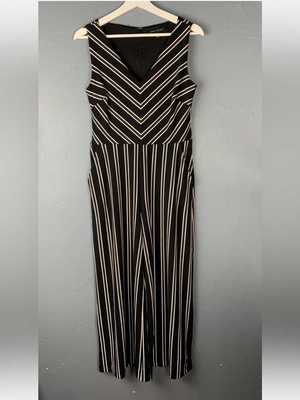 Banana Republic Women's Sz 4 Black White Striped Romper Dress Wide Leg Jumpsuit